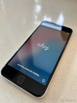 iPhone SE 2020 64 GB White - 2