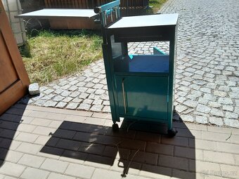 Nemocniční stolek s jídelním stolkem - 2