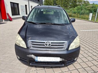 Toyota Avensis Verso 2.0 D-4D - 2