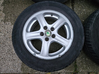 Škoda Octavia 1 ALU kola R15 - 2