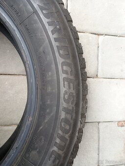 Zimní pneu 215/65/R17 - 2