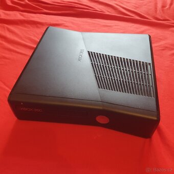 Xbox 360 + hry - 2