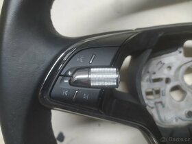 Škoda Octavia 4 -multifunkční volant - 2