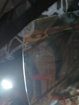 Zadní okno Moskvič 408 - 2