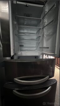 Nerezová lednice Ariston HotPoint - 2