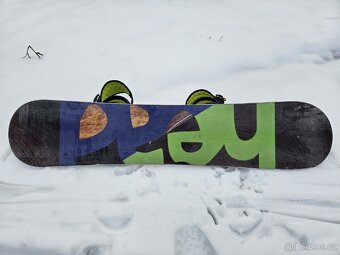 Prodám snowboard zn. Head délky 128 cm - 2