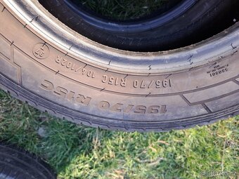 195/70 R15C - 2