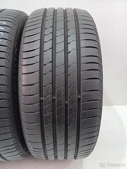 Letní pneu 215/45/16 Kumho - 2