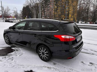 FORD FOCUS 1,6 110kw - 2