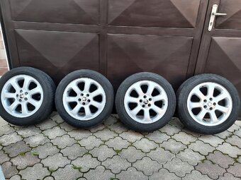 Alu kolo Škoda 205 55 R16 Michelin s roztečí 5x100 - 2