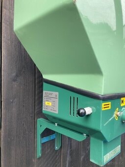 Mačkač obilí, ovsa GETPONY 60-80 kg/hod - 2