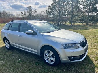 ŠKODA OCTAVIA KOMBI 1.6 TDI ELEGANCE - 2