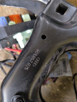 Rám pro palubní desku Audi A6 C7 4G1857025 - 2