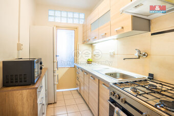 Prodej bytu 3+1, 65 m², Český Krumlov, ul. Za Nádražím - 2