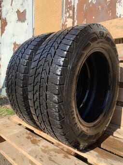 2ks 215/65/15C Good Year/2021/104-102T/zimní - 2