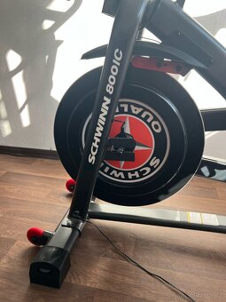 Schwinn 800 IC - 2