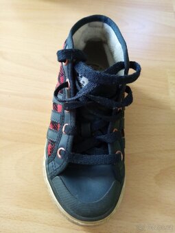 KOTNÍČKOVÉ TENISKY ADIDAS 28 - 2