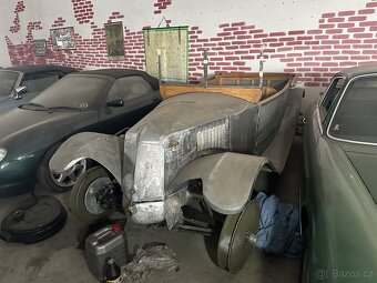 Tatra 12 - 2