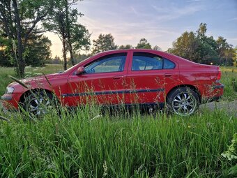 Volvo s60 2.4t 147kw AWD - 2