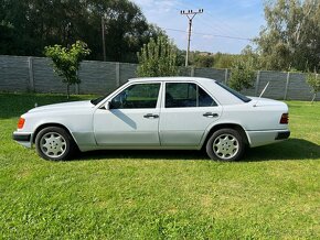 Mercedes-Benz 124 250D AUTOMAT - 2