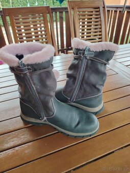 Dívčí zimní boty.Vek-36. - 2