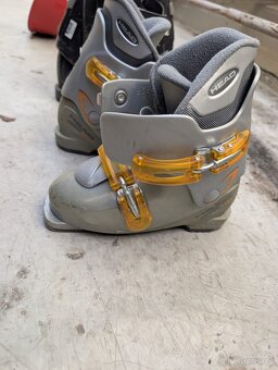 Přeskáče Head vel. 21,5 - 2