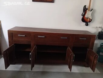 Komoda z masivního dřeva - 2