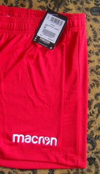 Dívčí - dámské kraťasy zn. Macron - 2