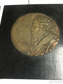 MOSAZNE OBRAZKY NA DREVENÉ DESCE - 2