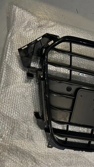 Audi A4 B8.5 přední gril - 2