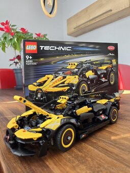 LEGO® Technic 42151 Bugatti Bolide - 2