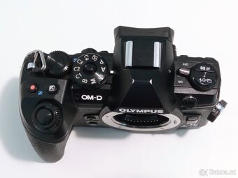 Olympus OM-D E-M1 Mark III - 2