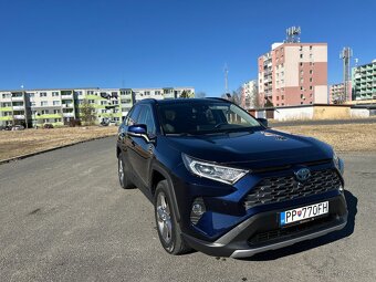 RAV4 Hybrid SELECTION 4x4 56000 km - 2