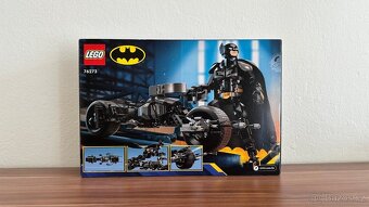 LEGO 76273 Sestavitelná figurka: Batman a motorka Bat-Pod - 2