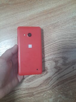 Dobrý den, prodávám starý Microsoft Lumia 555 - 2