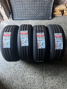 Nové letní pneu Kumho Ecsta HS52 205/55 R16 91V - 2