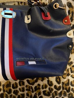 Kabelka Tommy Hilfiger - 2