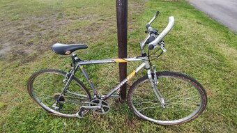 Staré městské/cyklistické kolo - 2