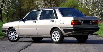 LANCIA PRISMA - 2