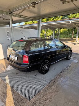 Škoda Octavia - 2