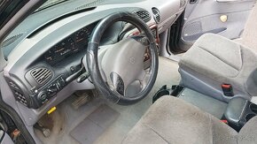 Chrysler voyager III r.v.2000 pneu - 2