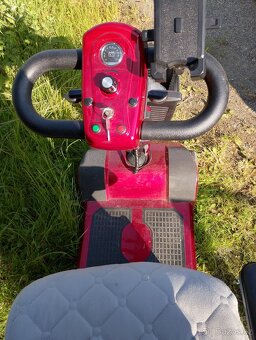 Prodám invalidní vozík elektrické - 2