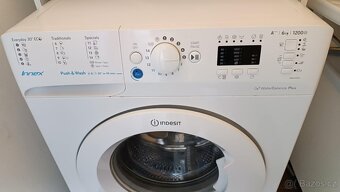 pračka Indesit Innex Push & Wash 6KG - 2