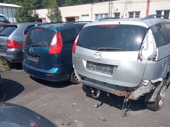 Mazda 5 - 2