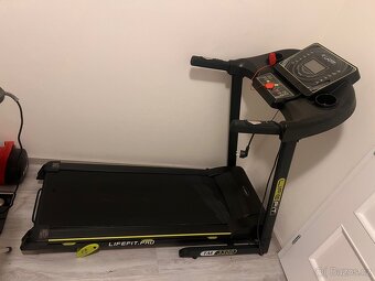 Běžecký pás Lifefit 3300 - 2