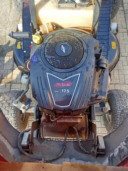 Zahradní traktor HECHT - 2