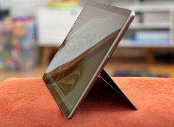 Microsoft Surface 9 Pro - 2