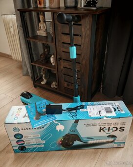 Dětská Elektro koloběžka - 2