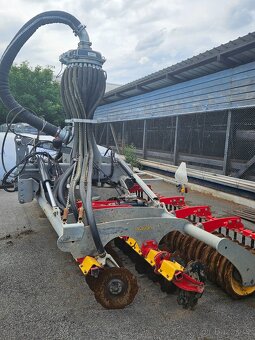 Vaderstad Carrier 525 - 2