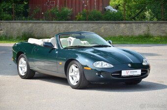 Jaguar XK8 - 2